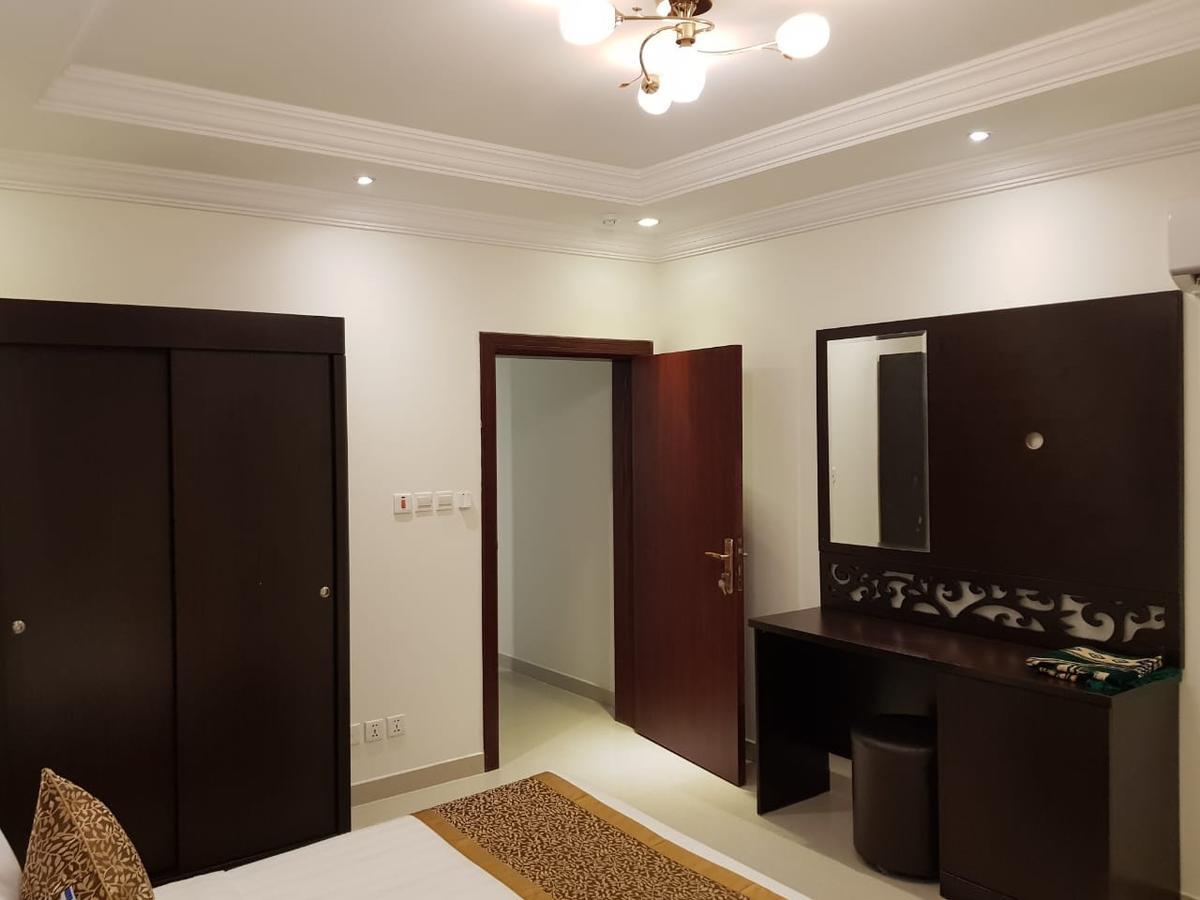 الحماد للشقق الفندقية - فرع سلطان بن سلمان Dschidda Exterior foto