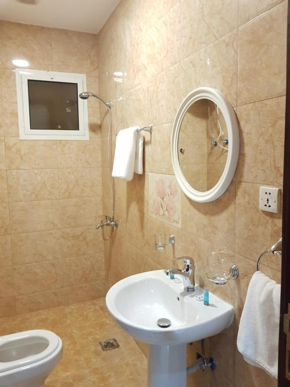 الحماد للشقق الفندقية - فرع سلطان بن سلمان Dschidda Exterior foto